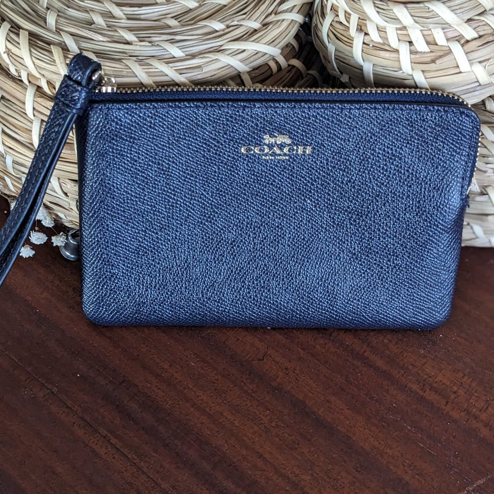 Coach Navy Blue Corner Zip Wristlet 6.24 x 4